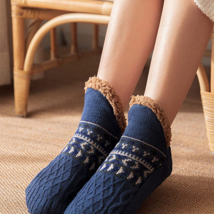 Fluffy Slipper Socks with Grips for Men & Women - Warm Winter Fuzzy Thermal Cozy Soft Socks for  1 Pair （blue）