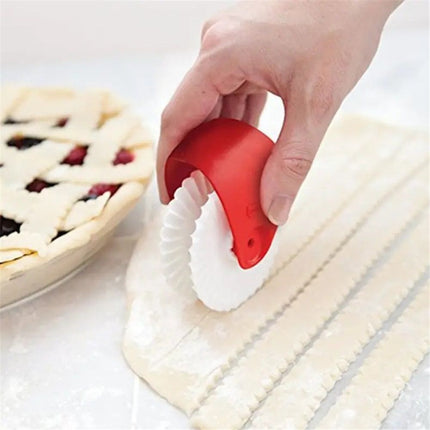 Set of 4,Pastry Wheel Decorator and Cutter, Beautiful Pie Crust, Rolled Pastry Pie Crimper, Baking & Cooking Tool for Apple Pie Crust or Ravioli Pasta