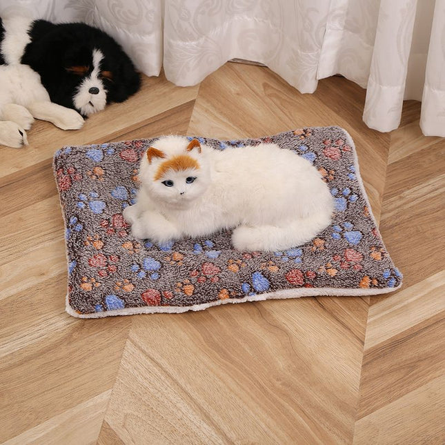 Pet Mat Thick Warm Cat Dog Blanket White Bear Coffee dog paw 30x40cm