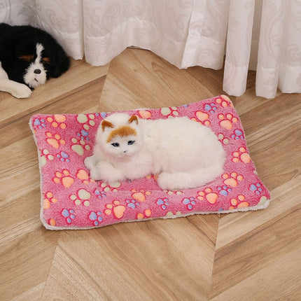 Pet Mat Thick Warm Cat Dog Blanket White Bear Rose Red Dog paw Pet mat 40x50cm