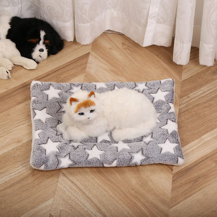 Pet Mat Thick Warm Cat Dog Blanket White Bear Gray Star Pet mat 40x50cm