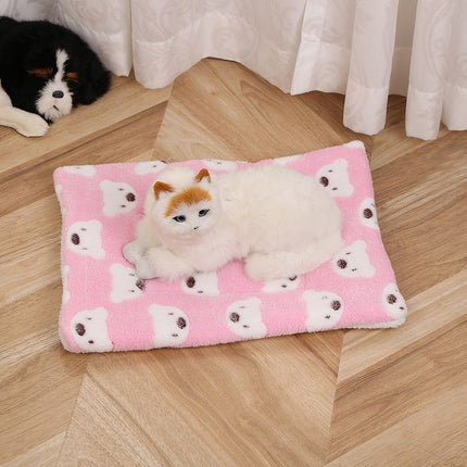 Pet Mat Thick Warm Cat Dog Blanket White Bear Pink Bear Pet mat 40x50cm