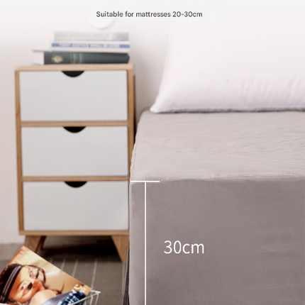 Black Queen Size Waterproof Fitted Mattress Protector - Soft & Breathable Bed Cover, Hypoallergenic, Deep Pocket (152x190x30cm)