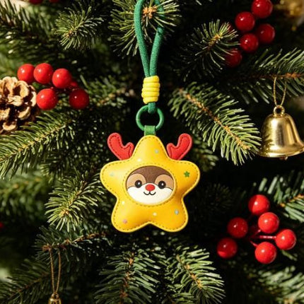 4-piece set Christmas theme Shaped PU Leather Keychains – Cute Holiday Bag Ornaments and Car Decorations