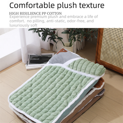 Green XL size Luxury Plush Pet Sleeping Mat, Thickened Warm Pet Bed Cushion for Dogs and Cats, Soft Fabric Pet Sofa Pad with Non-Slip Waterproof Base